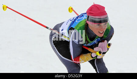 Evi Sachenbacher-Stehle of Germany competes during the Country Cross Skiing Women's 30 km mass start at Olympic Park during the Vancouver 2010 Olympic Games, Whistler, Canada, 27 February 2010. Photo: Martin Schutt  +++(c) dpa - Bildfunk+++ Stock Photo