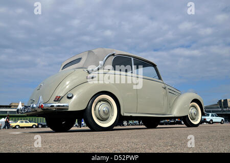 ILLUSTRATION - A Mercedes-Benz 220 W 187 Convertible, built between 1951 and 1954 is pictured during the celebration of the Mercedes-Benz 125-year anniversary on the disused Tempelhof airport in Berlin, Germany, 28 August 2011. Fotoarchiv für Zeitgeschichte/Steinach - () Stock Photo