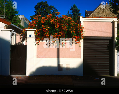 house gates la varenne saint hilaire saint maur des fossés Stock Photo