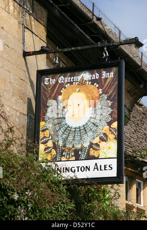 Queens Head inn sign. Stow on the Wold. Gloucestershire England UK Stock Photo