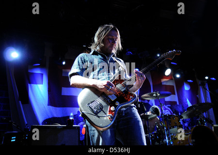 BARCELONA, SPAIN -MAR 28: Feeder band performs at Bikini on March 28, 2011 in Barcelona, Spain. Stock Photo