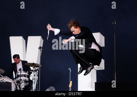 MADRID, SPAIN - JUN 25: The Hives band, performs at Universidad Complutense on June 25, 2011 in Madrid, Spain. Stock Photo