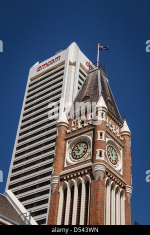 Old & new buildings in Perth Stock Photo