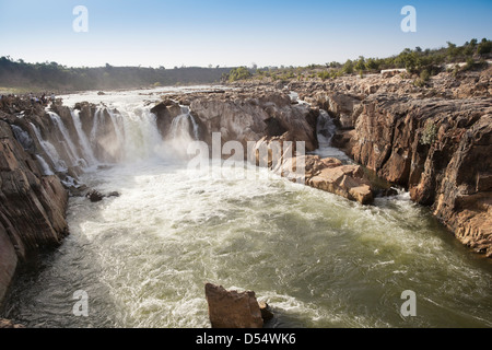 Dhuandhar Falls on Narmada River, Bhedaghat, Jabalpur District, Madhya Pradesh, India Stock Photo