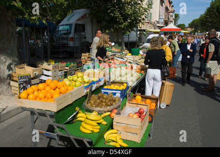 Vaison La Romaine Market, Provence, France Stock Photo