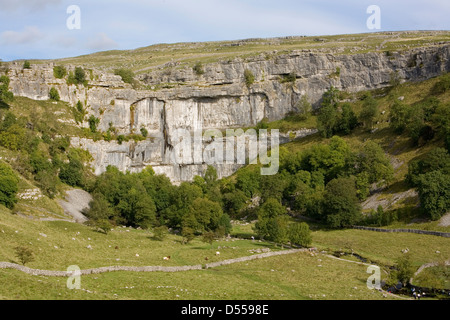 Malham Cove in the Yorkshire Dales in early autumn Stock Photo