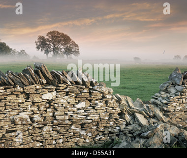 GB - GLOUCESTERSHIRE: Typical Cotswold Scene Stock Photo