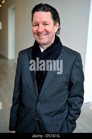 Swiss best-selling author Martin Suter poses in Riehen near Basel, Switzerland, 14 April 2010. Suter appeared as a guest at an event of the 'Foundation Beyeler' art museum in Riehen. Photo: Rolf Haid Stock Photo