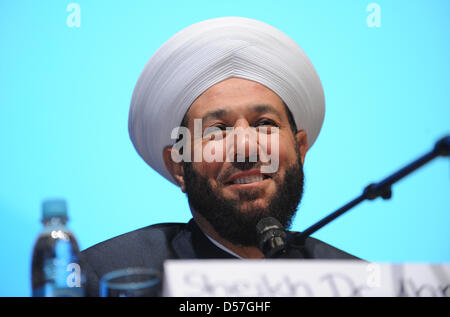 Sheikh Ahmad Badr AlDin Hassoun, the grand Mufti of Syria