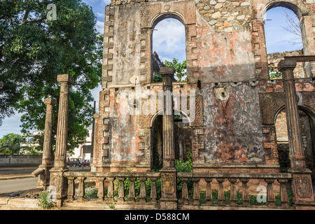 Colonial ruin in Hell Ville, Nosy Be island, northern of Madagascar Stock Photo