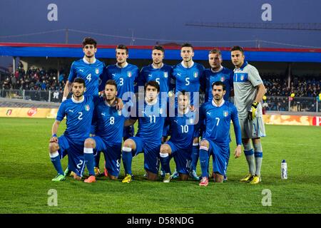 U21 Italy team group line-up (ITA), MARCH 25, 2013 - Football / Soccer : International Friendly match between U21 Italy 1-0 U21 Ukraine at Rino Mercante Stadium in Bassano Del Grappa, Italy. (Photo by Maurizio Borsari/AFLO)<br>(Top raw L-R) Matteo Bianchetti, Cristiano Biraghi, Luca Marrone, Vasco Regini, Ciro Immobile, Francesco Bardi, (Bottom raw L-R) Marco Crimi, Andrea Bertolacci, Alberto Paloschi,  Lorenzo Insigne, Riccardo Saponara Stock Photo