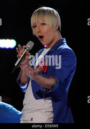 Milan Stankovic representing Serbia performs during the first dress-rehearsal of the Eurovision Song Contest Final in Oslo, Norway, 28 May 2010. Photo: Jörg Carstensen dpa Stock Photo