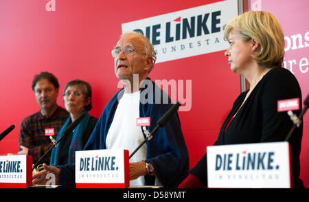 Assistant chairman of German International Physicians for the prevention of Nuclear War (IPPNW), Matthias Jochheim, member of German parliament Annette Groth, former member of German parliament Norman Paech and party chairman Gesine Loetzsch (L-R) hold a press conference at Reichstag in Berlin, Germany, 01 June 2010. After their release from Israel imprisonment, the members of parl