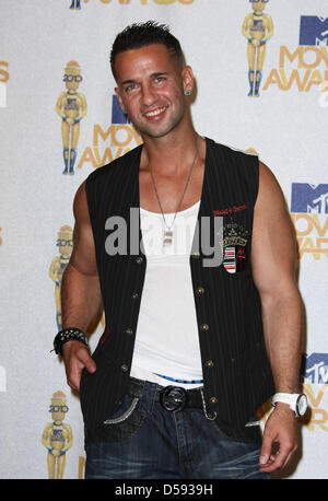 Actor Mike 'The Situation' Sorrentino arrives for the 2010 MTV Movie Awards at Gibson Amphitheatre at Universal Studies in Universal City, California, USA, 06 June 2010. The movies are nominated by producers and executives from MTV and the winners are chosen on-line by the general public. Photo: Hubert Boesl Stock Photo