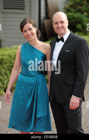 Swedish Prime minister Fredrik Reinfeldt and his wife Filippa arrive for the goverment dinner at the Eric Ericson Hall in Skeppsholmen, one of the islands of Stockholm, on the occasion of the wedding of Crown Princess Victoria of Sweden and Daniel Westling, Stockholm, Sweden, June 18, 2010. The wedding ceremony will take place on June 19, 2010. Photo: Frank May Stock Photo