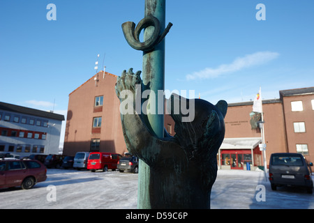 bear sculptures on lampposts outside sor-varanger kommune administration building council offices kirkenes finnmark - Stock Photo