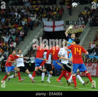 Spain's goalkeeper Iker Casillas goes for a ball during the 2010 FIFA World Cup semi-final match between Germany and Spain at the Durban Stadium in Durban, South Africa 07 July 2010. Spain won 1-0. Photo: Marcus Brandt dpa - Please refer to http://dpaq.de/FIFA-WM2010-TC Stock Photo