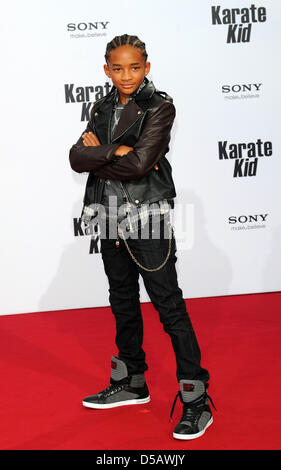 Jaden Smith Poses Next His Mother Jada Pinkett Smith Premiere – Stock  Editorial Photo © ChinaImages #244867750