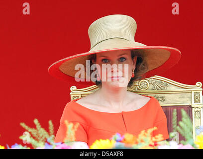 Princess Mathilde of Belgium attends the military parade on the occasion of the Belgian National Day in Brussels, Belgium, 21 July 2010. Photo: Patrick van Katwijk Stock Photo