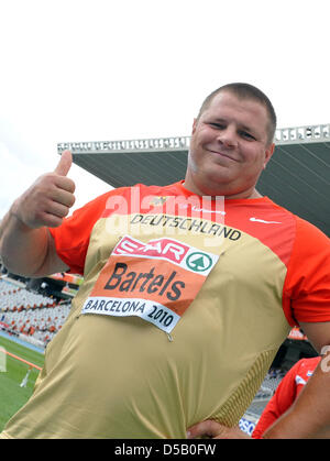 German shot putter Ralf Bartels after his throw at the Olympic stadium Lluis Companys during the European Athletics Championships in Barcelona, Spain, 30 July 2010. He has qualified for the finals. Photo: Rainer Jensen Stock Photo