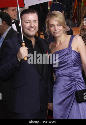 Host Ricky Gervais and his wife Jane Fallon arrive for the 67th Golden Globe Awards in Los Angeles, USA, 17 January 2010. The Globes honor excellence in cinema and television. Photo: Hubert Boesl Stock Photo