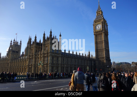 Houses of Parliament and Big Ben, Westminster, London Britain UK Stock Photo