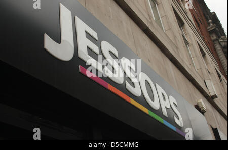 JESSOPS FORMER FLAGSHIP STORE IN THE UK JESSOPS FORMER FLAGSHIP STORE IN THE UK NEW OXFORD STREET LONDON ENGLAND UK 28 March Stock Photo