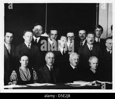 Physicists at the Seventh Solvay Physics Conference, Brussels, Belgium, October 1933 Stock Photo