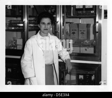 Laboratory mice vintage hi res stock photography and images Alamy