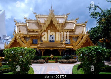 White temple  (  Wat rong khun)  in Chiang Rai northern Thailand taken on21/08/2010 Stock Photo