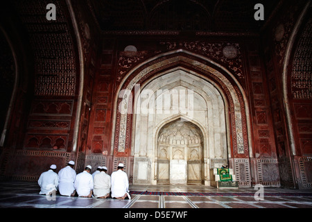 Muslim men praying in the mosque, Taj Mahal, Agra, Uttar Pradesh, India Stock Photo