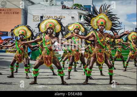 Participants of the dance contest during the celebration of Dinagyang in homage to 'The Santo Niño', Iloilo, Philippines Stock Photo