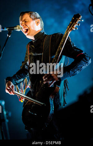 Toronto, Ontario, Canada. 30th March, 2013.  Lead vocalist-guitarist JONSI BIRGISSON of Icelandic ambient/post-rock band 'Sigur Ros', performs on stage of Air Canada Centre in Toronto. (Credit Image: Credit:  Igor Vidyashev/ZUMAPRESS.com/Alamy Live News) Stock Photo