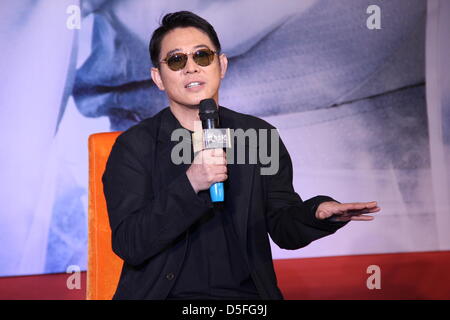 Jet Li attended a game awards in Shanghai, China on Sunday March 31, 2013. Stock Photo