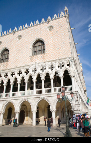 Doge's Palace (Palazzo Ducale), Venice - Architectural Detail Stock ...