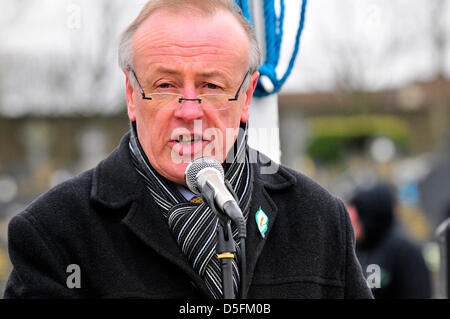 Londonderry, UK. 1st April, 2013. Francie Mackey, National Chairman of the dissident republican 32 County Sovereignty Movement (32 CSM) was the main speaker  at a commemoration to mark the 97th anniversary of the 1916 Easter Rising. Credit: George Sweeney/Alamy Live News Stock Photo