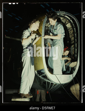 rivets on vintage aircraft fuselage Stock Photo - Alamy