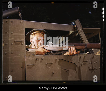 Halftrack infantryman with Garand rifle, Ft. Knox, Ky. (LOC) Stock Photo