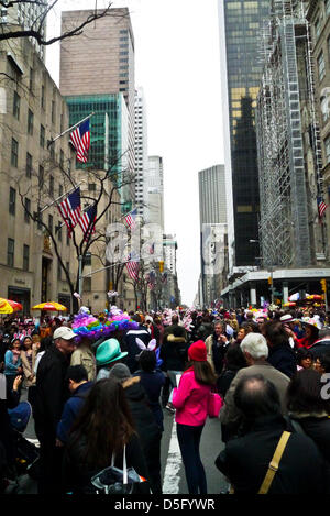 New York City, USA. 31st March, 2013. Scenes from 2013 Easter Parade and Easter Bonnet Festival on March 31, 2013 in New York City. Credit: Donald Bowers/Alamy Live News Stock Photo