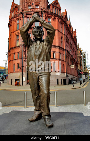 Statue of Brian Clough the football manager, Nottingham city centre, Nottinghamshire, England Stock Photo
