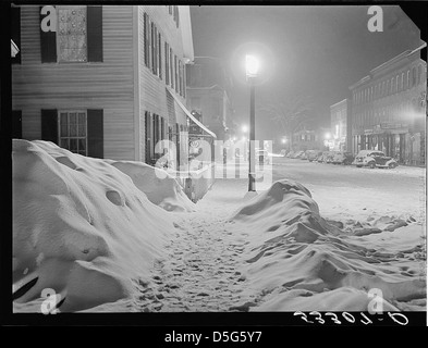 Center of town. Woodstock, Vermont. 'Snowy night' (LOC) Stock Photo