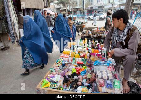 Market in downtown Kunduz, Afghanistan Stock Photo