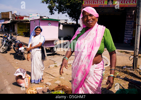 Hindu women in marketplace in Paud Mulshi Valley Pune Maharashtra India Stock Photo