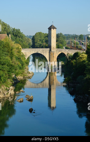 Orthez old bridge in the french pyrenees Stock Photo - Alamy