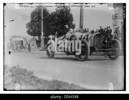 Mercedes (De Palma) coming through Vanderbilt Race (LOC) Stock Photo
