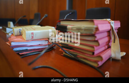 (FILE) An archive photo dated 14 November 2012 shows files sitting in the regional court in Goettingen, Germany, 14 November 2012. The trial into embezzelment charges by a previous employee of the Otto Bock company will start on 03 April 2013. The company is facing millions of euros in damages. Photo: Julian Stratenschulte Stock Photo