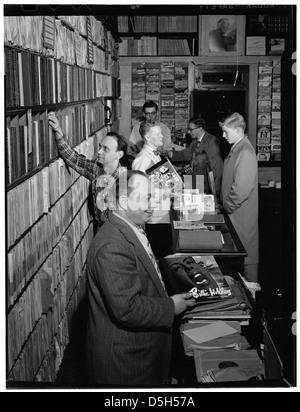 Portrait Of Herbie Hill Lou Blum And Jack Crystal Commodore Record Shop New York N Y Ca Aug 1947 Stock Photo Alamy