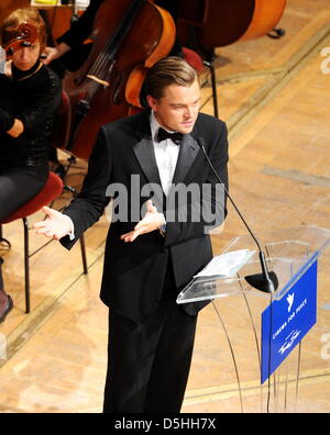 US actor Leonardo DiCaprio attends the Cinema for Peace charity gala in Berlin, Germany, Monday, 15 February 2010. Photo: Jens Kalaene dpa/lbn Stock Photo
