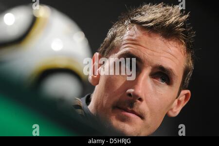 German player Miroslav Klose during a press conference of the German team at the Velmore Grand Hotel in Erasmia, near Pretoria, South Africa 28 June 2010. Photo: Marcus Brandt dpa - Stock Photo