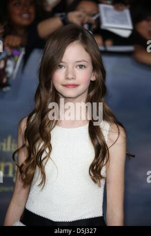 Actress Mackenzie Foy arrives at the world premiere of 'The Twilight Saga: Breaking Dawn - Part 2' at Nokia Theatre at L.A. Live in Los Angeles, USA, on 12 November 2012. Photo: Hubert Boesl/dpa Stock Photo